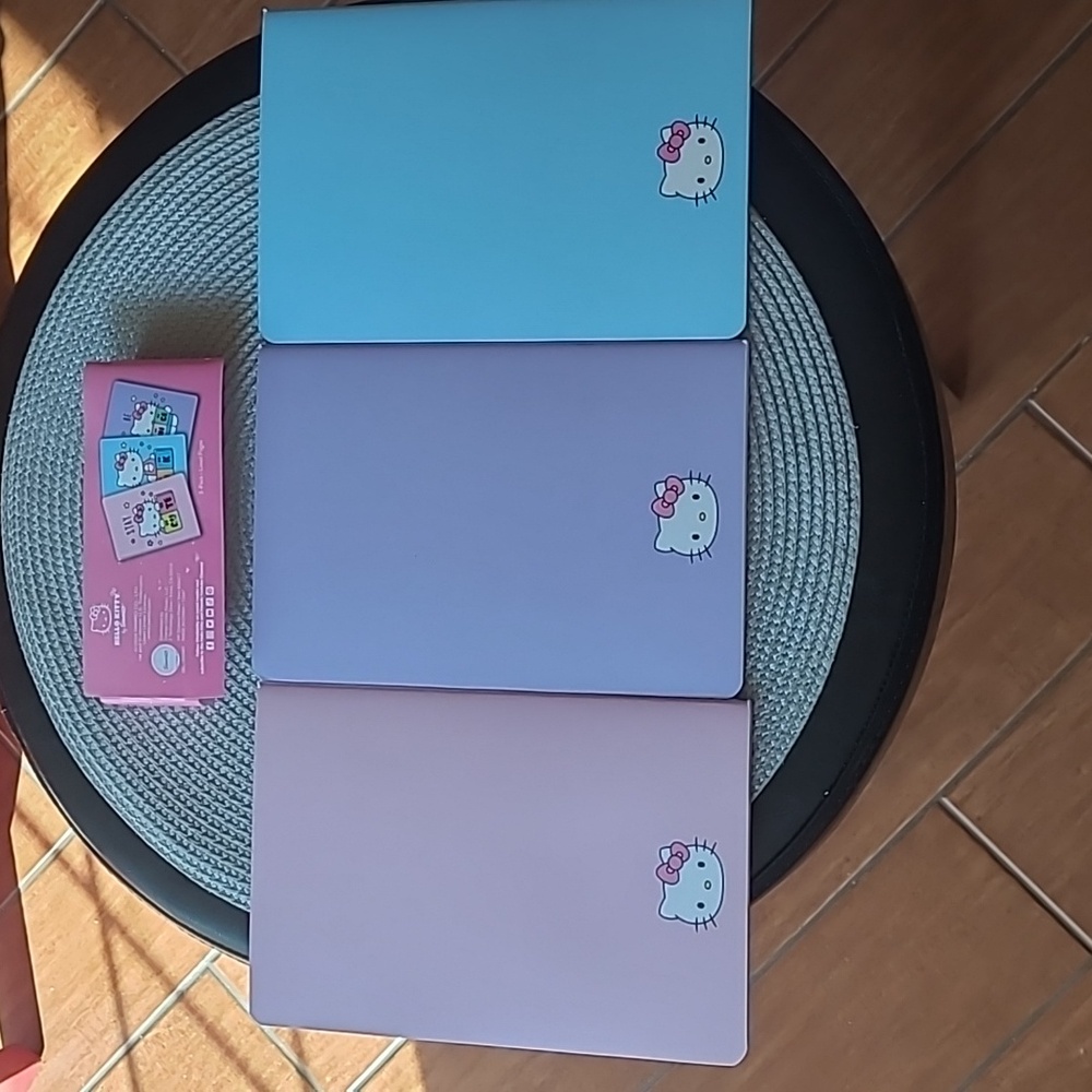 Hello Kitty Notebook Trio - Picture 4 of 7